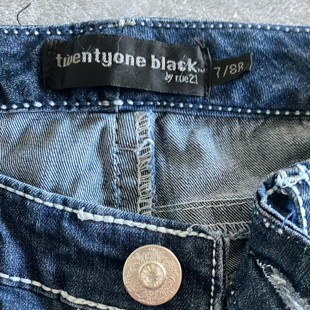 Great condition stretchy jeans tapered ankle